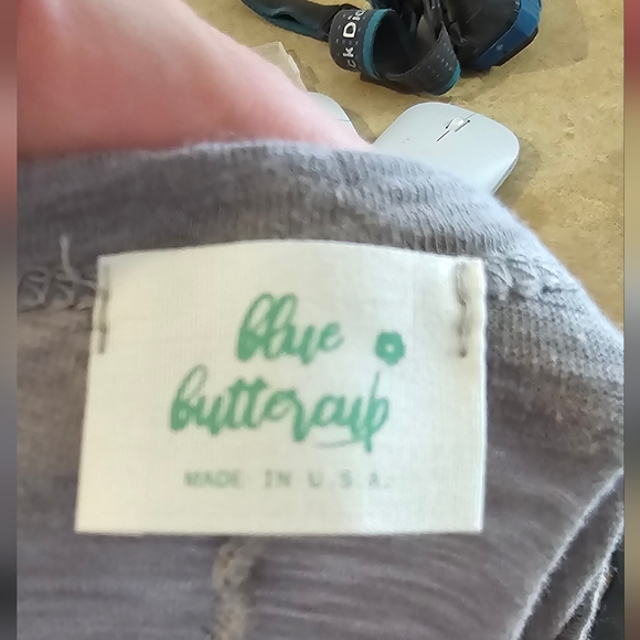 Dramatic high/low top - Picture 3 of 4